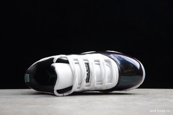  Retro 11 528895-145 'Emerald' Jordan AIR 528895-145 Low 0407